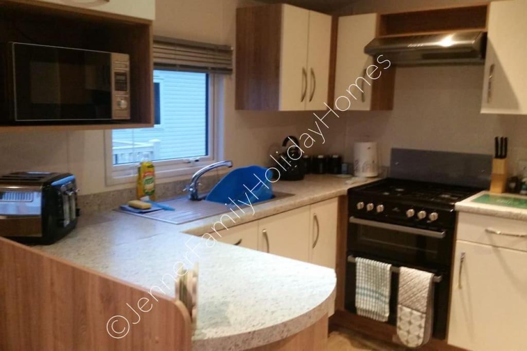 Jenner Family Holiday Homes At Tattershall Lakes Dogdyke Εξωτερικό φωτογραφία