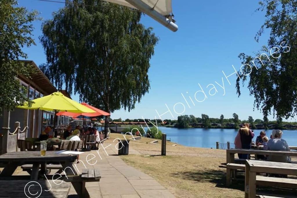 Jenner Family Holiday Homes At Tattershall Lakes Dogdyke Εξωτερικό φωτογραφία